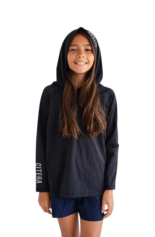 Franela UV Con Capucha Negra