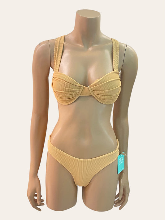 Aqua Nude