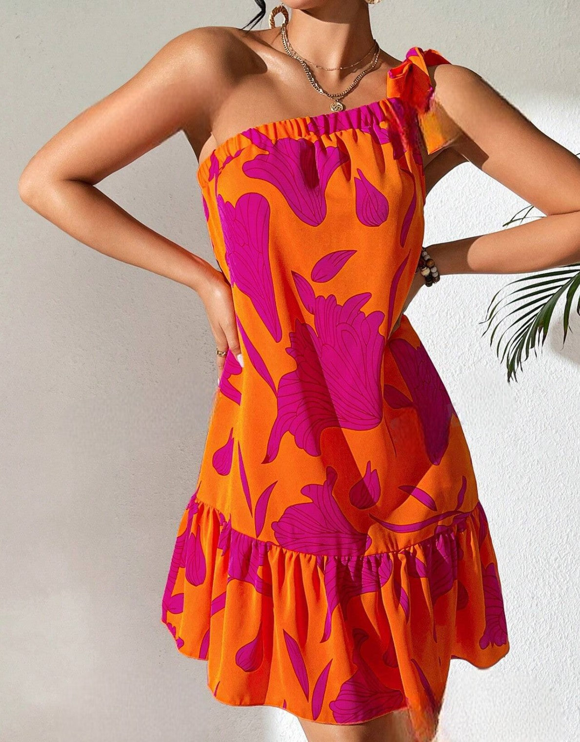 Vestido Fondo Naranja Con Figuras Fucsia