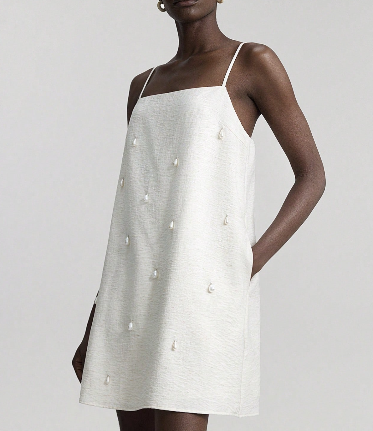 Vestido Beige Perlitas